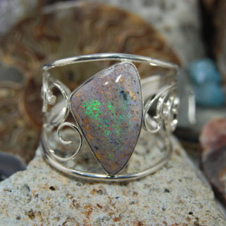Louisiana Opal Green Fire Bracelet    LA262.  *