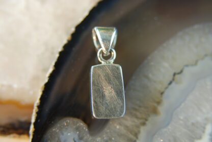 'Purple glow" LA Opal  Pendant - F537.  * - Image 3