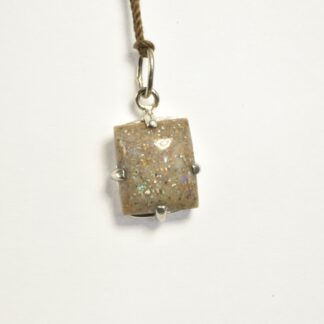 Rectangle Prong set LA Opal - LA472.   *